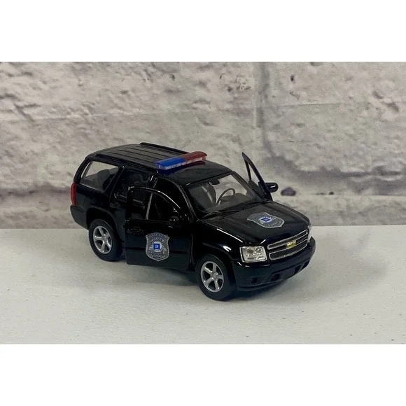 *BRAND NEW* Welly Diecast 2008 Chevy Tahoe Black Police SUV Truck 4.5 Inch - Picture 2 of 5